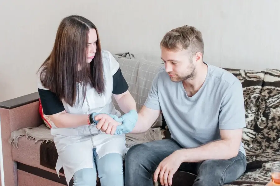 Нарколог на дом в Марксе: быстро, недорого